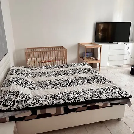 بيت للعطل Dom S Bazenom Štúrovo